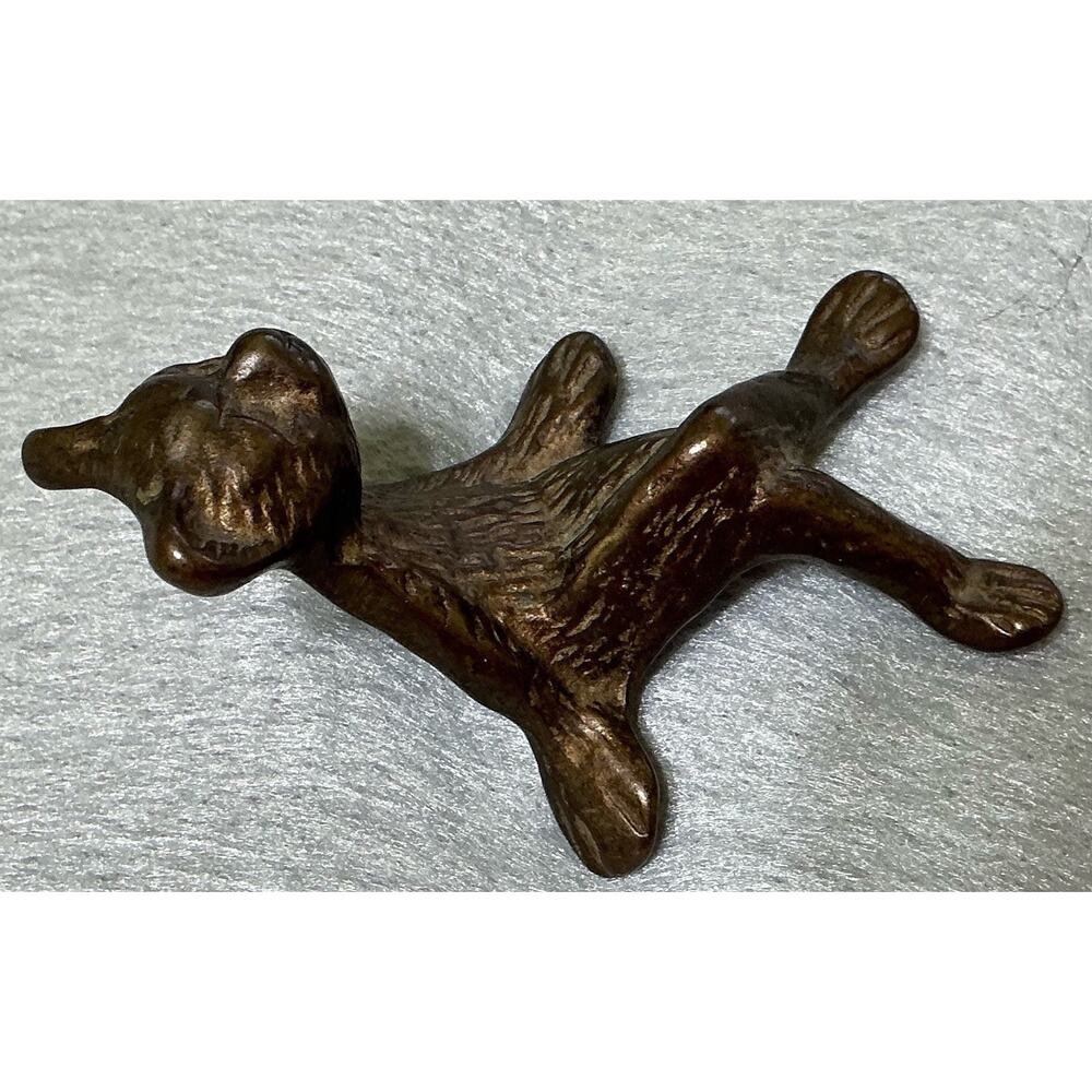 Vintage Bronze Cat Kicked Back Relaxed Legs Crossed Paper Weight 4”